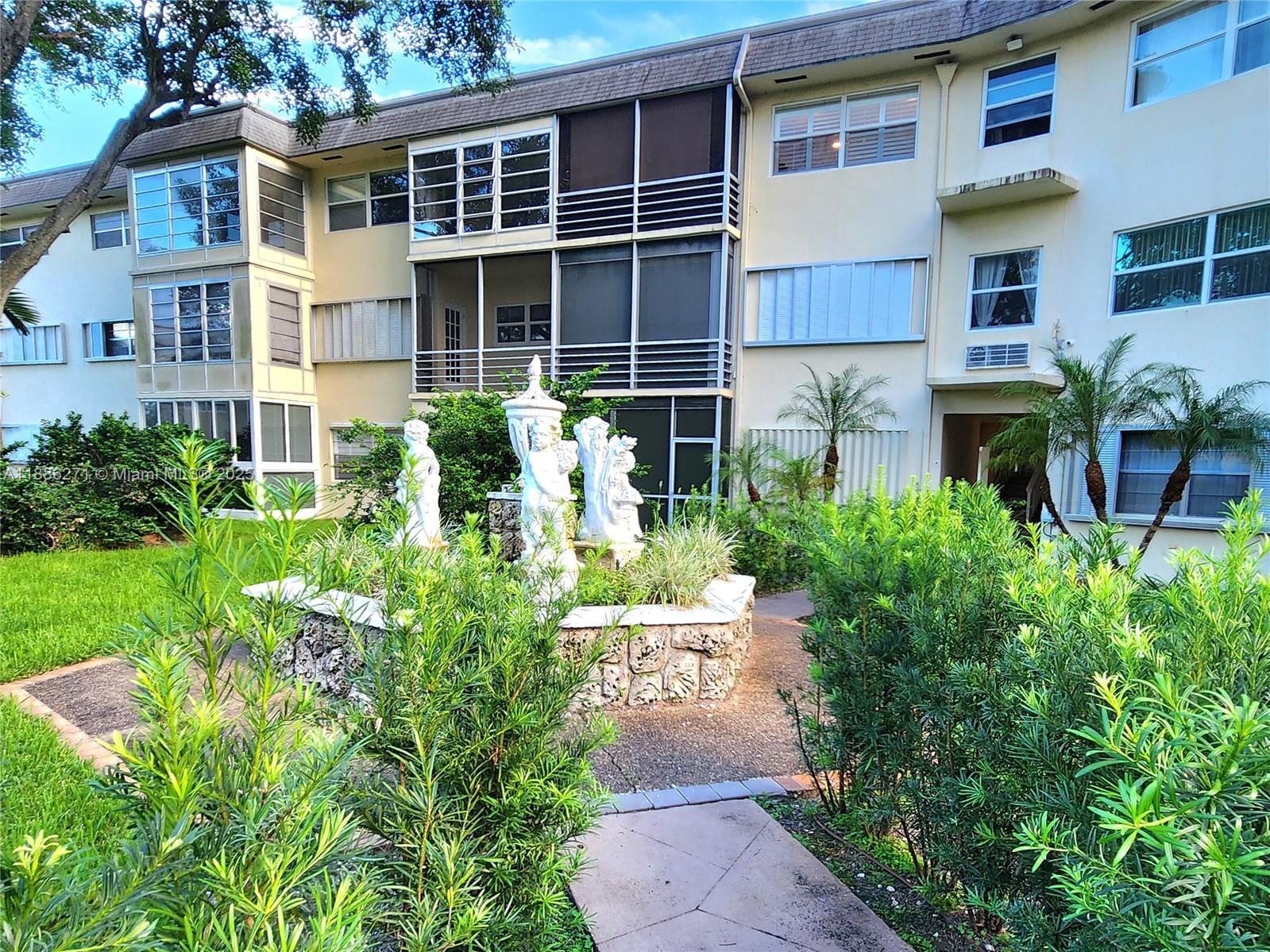 HEATHER HALL CONDO - Residential