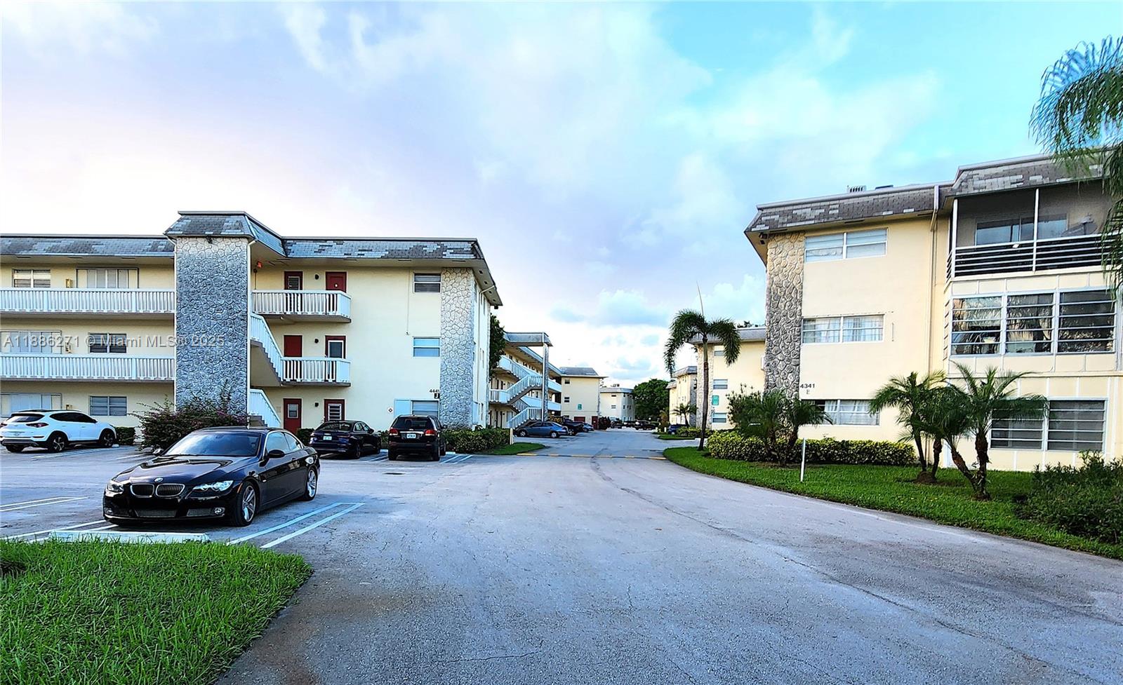 HEATHER HALL CONDO - Residential