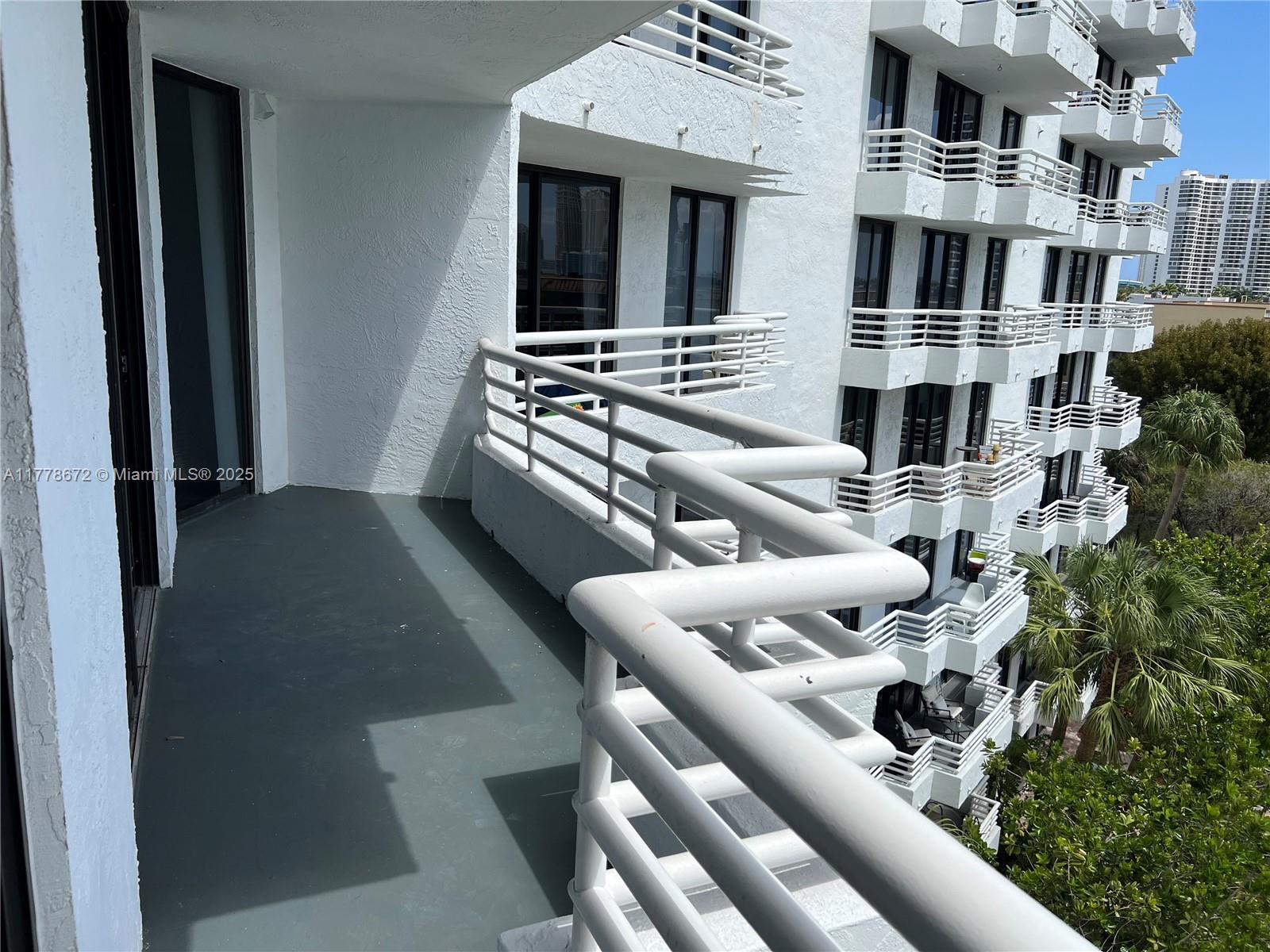 PARC CENTRAL AVENTURA EAS - Residential