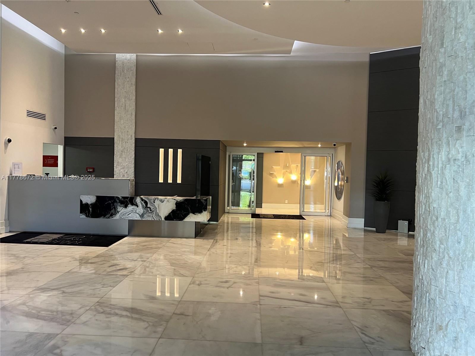 PARC CENTRAL AVENTURA EAS - Residential