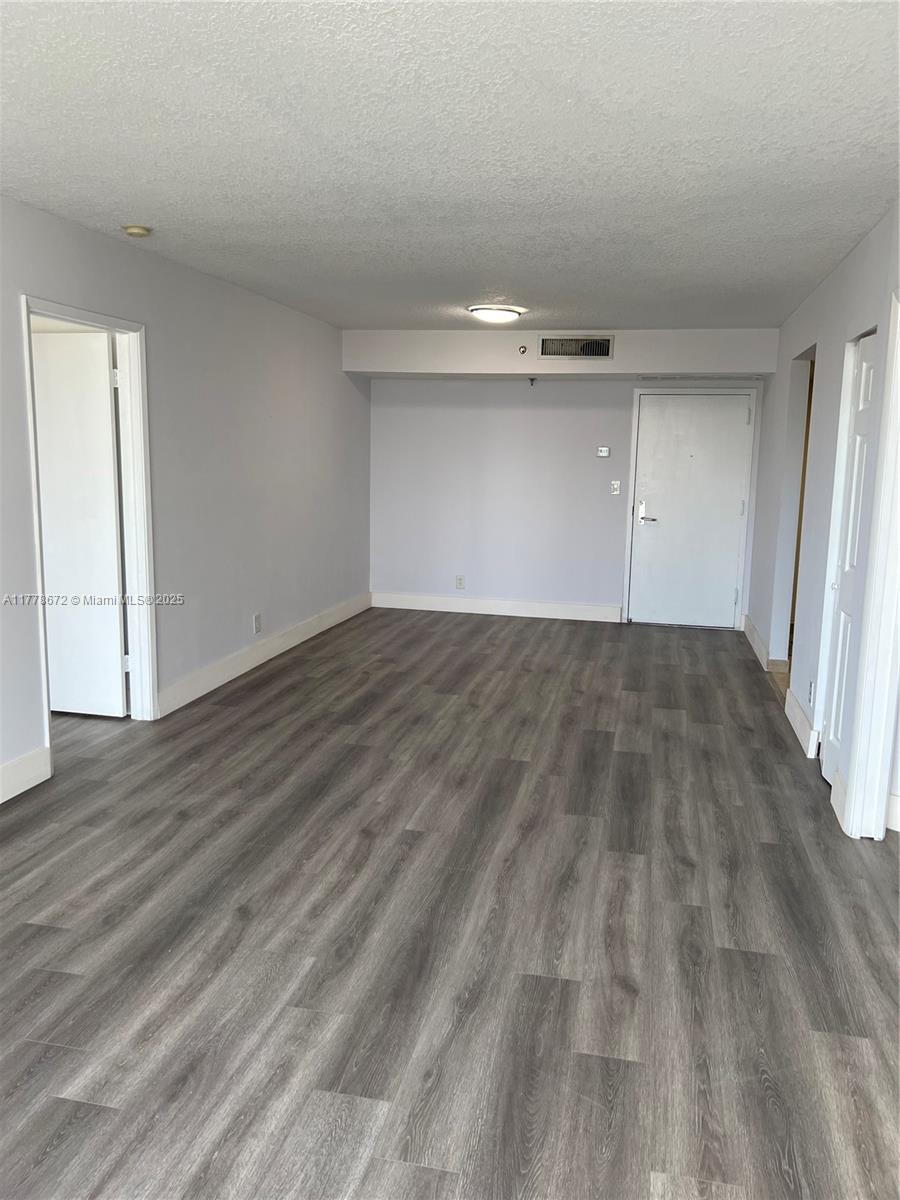 PARC CENTRAL AVENTURA EAS - Residential