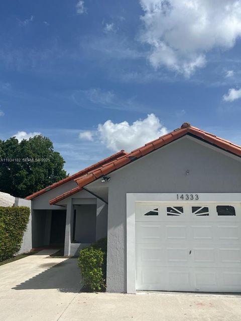 14333 SW 102nd St 14333 Miami FL 33186