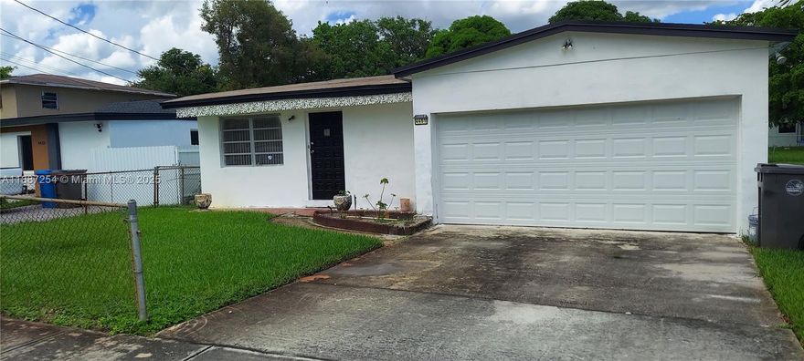 Fantastic location in the Park West area of Hollywood.  Close to everything Ft Lauderdale has to offer with NO HOA. May or may not have open permits, seller not responsible to close.