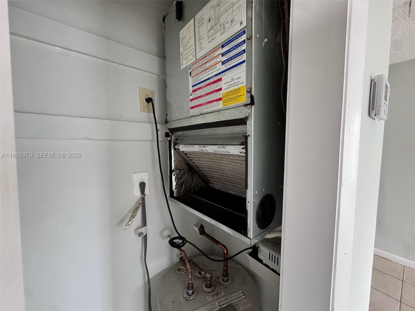 COLLEGE TRACT - Residential Lease