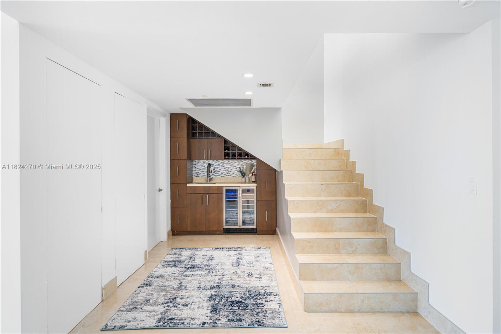 ICON BRICKELL NO TWO - Residential