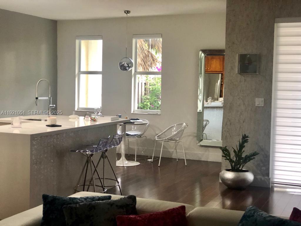 RESERVE AT DORAL WEST - Residential Lease