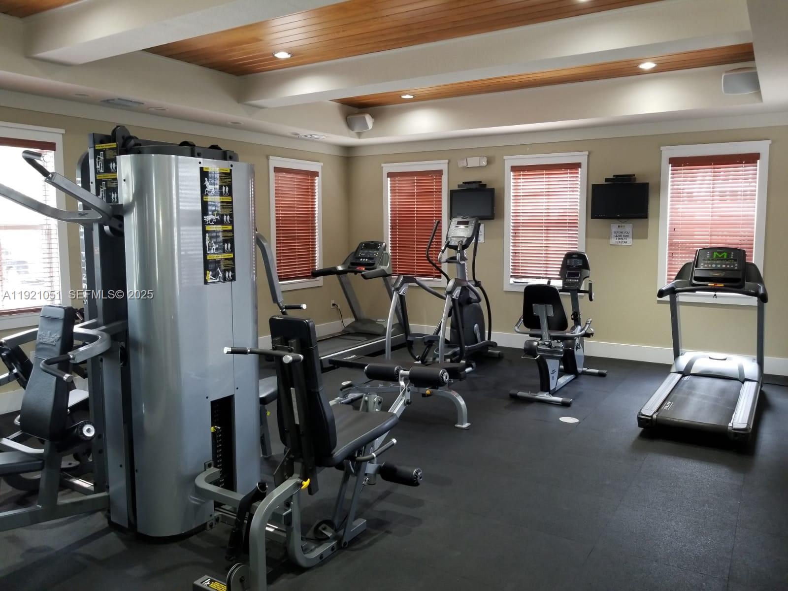 RESERVE AT DORAL WEST - Residential Lease