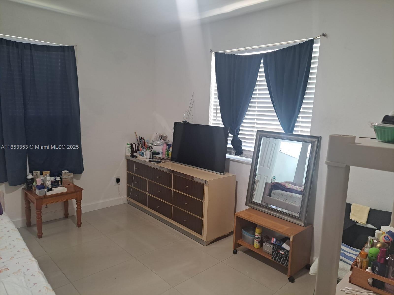 LAKE FOREST SEC 4 - Residential