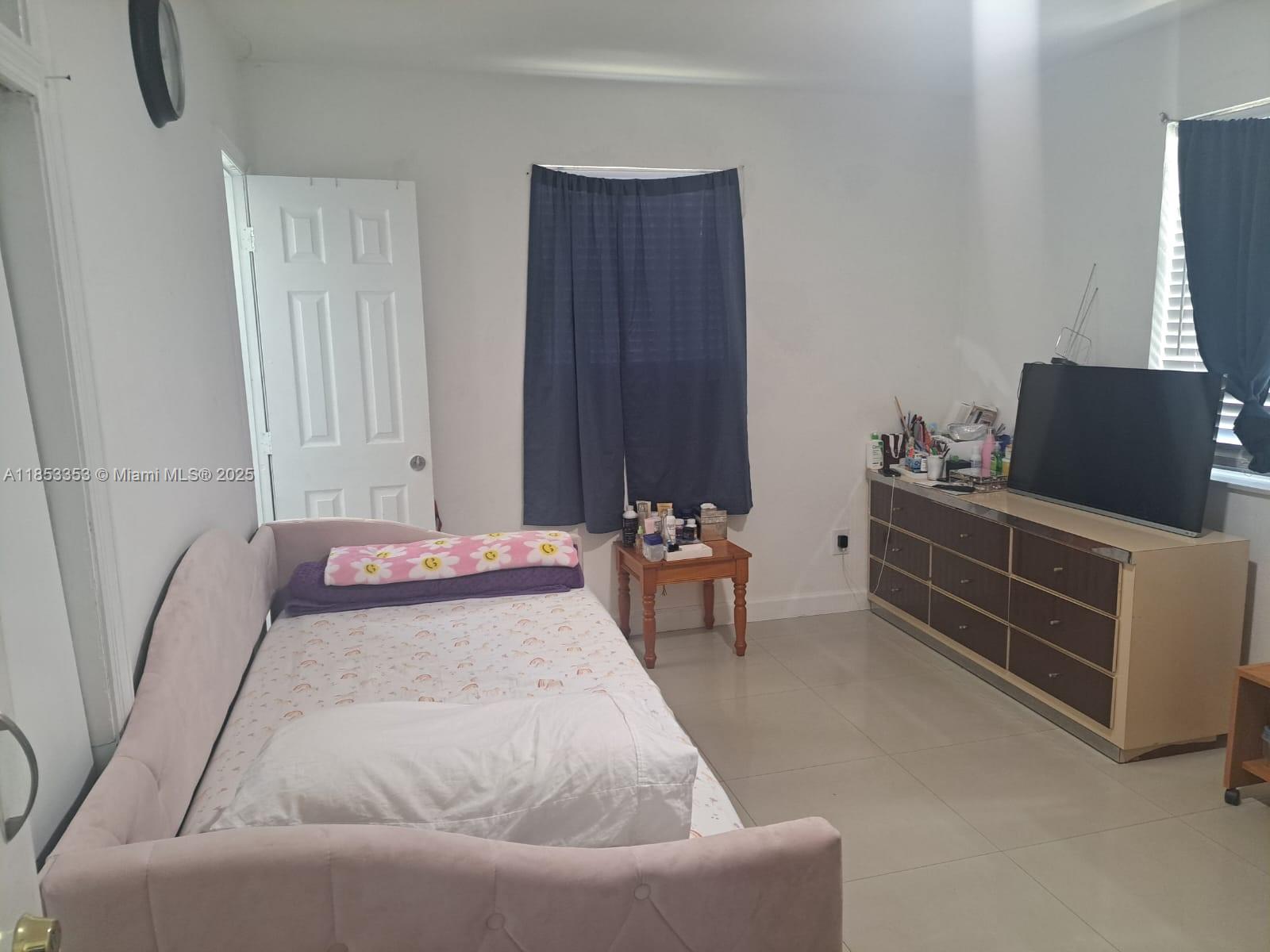 LAKE FOREST SEC 4 - Residential