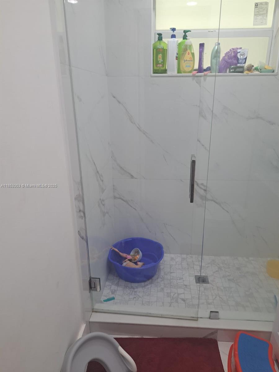 LAKE FOREST SEC 4 - Residential