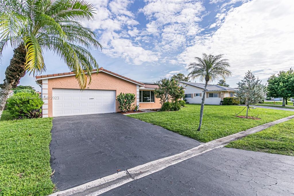 Photo of 11021 NW 44th St, Coral Springs, FL 33065 (MLS # A11468056)