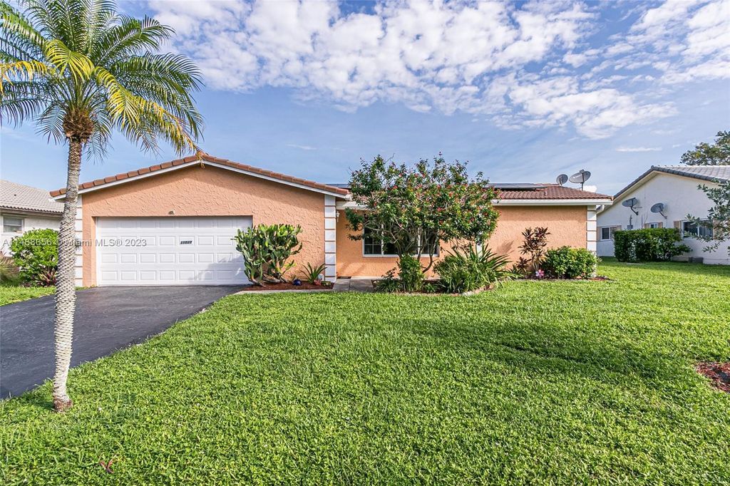 Photo of 11021 NW 44th St, Coral Springs, FL 33065 (MLS # A11468056)
