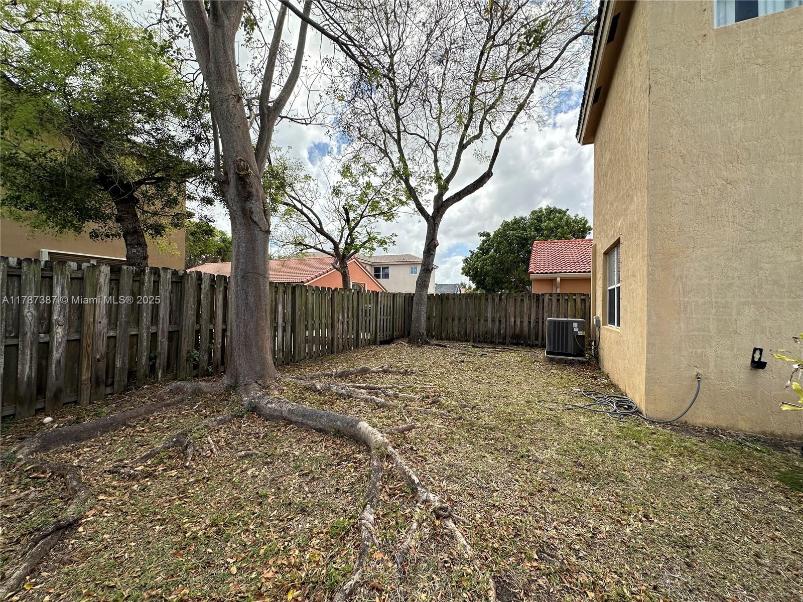 SHORES AT KEYS GATE - Residential