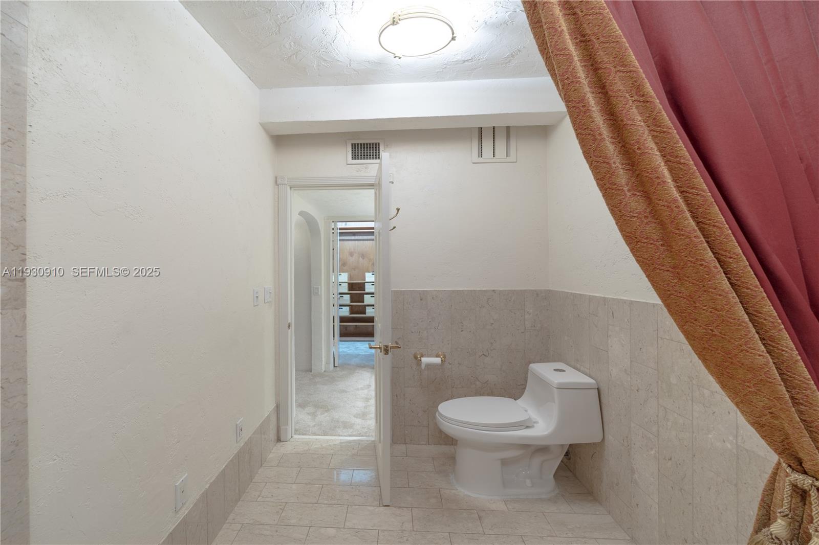 RIVERWOOD SEC 3 - Residential Lease