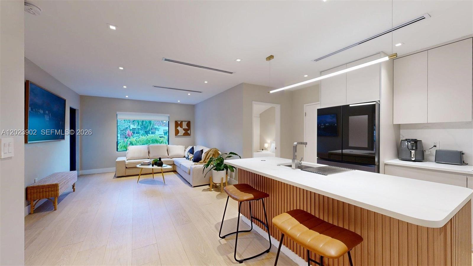 EAST SHENANDOAH - Residential Lease