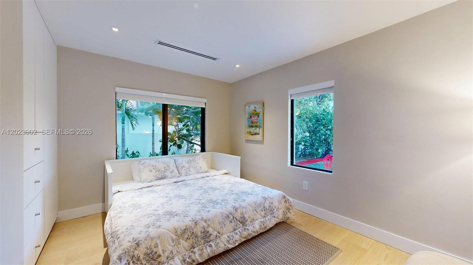 EAST SHENANDOAH - Residential Lease