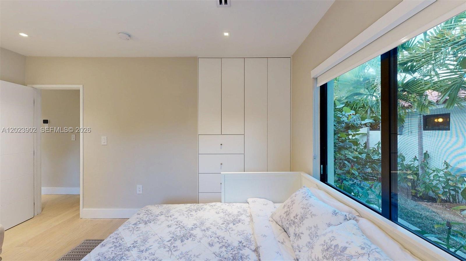 EAST SHENANDOAH - Residential Lease