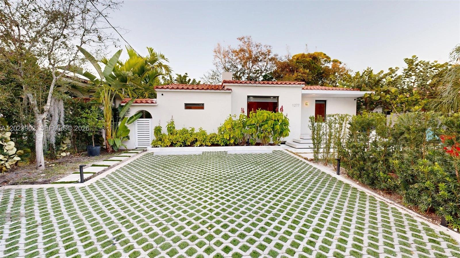 EAST SHENANDOAH - Residential Lease