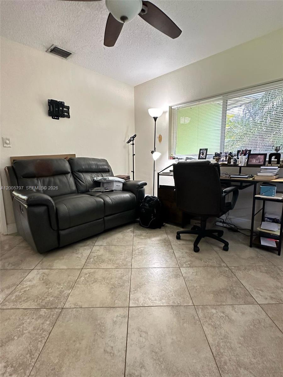 RIVER RIDGE - Residential Lease