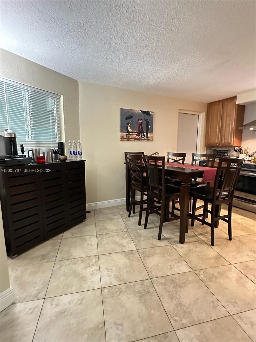 RIVER RIDGE - Residential Lease