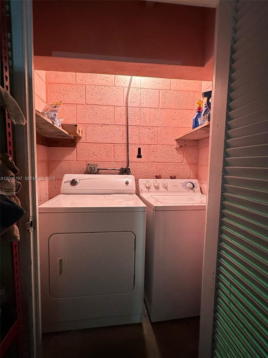 RIVER RIDGE - Residential Lease