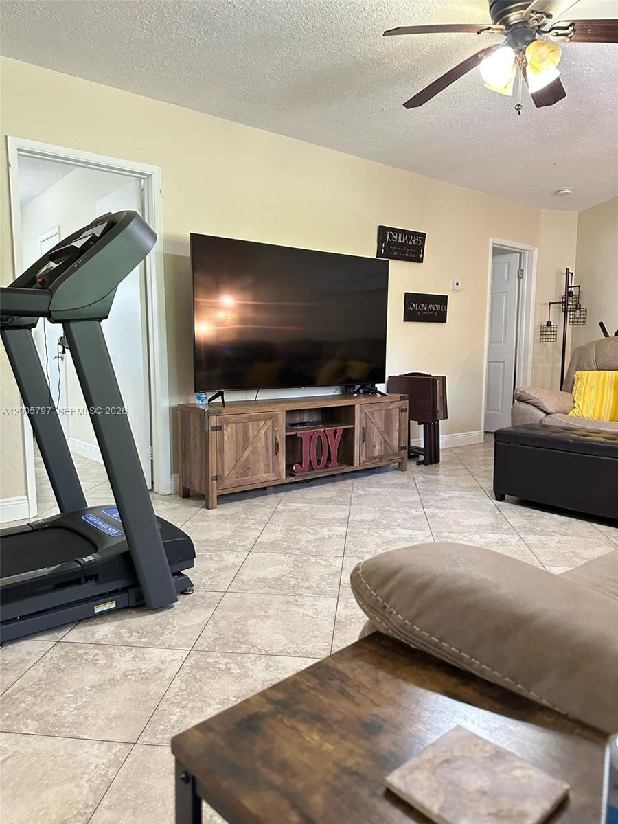 RIVER RIDGE - Residential Lease