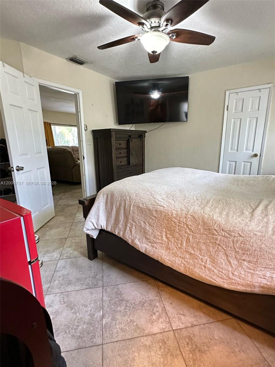 RIVER RIDGE - Residential Lease