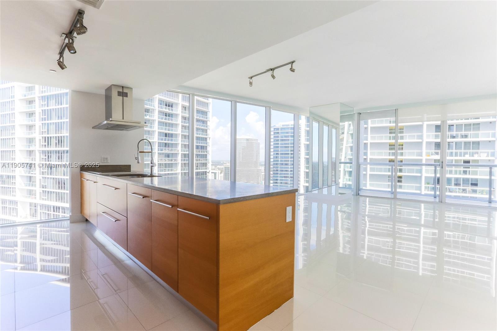 View photos, virtual tours, details... 495 Brickell Ave 1710