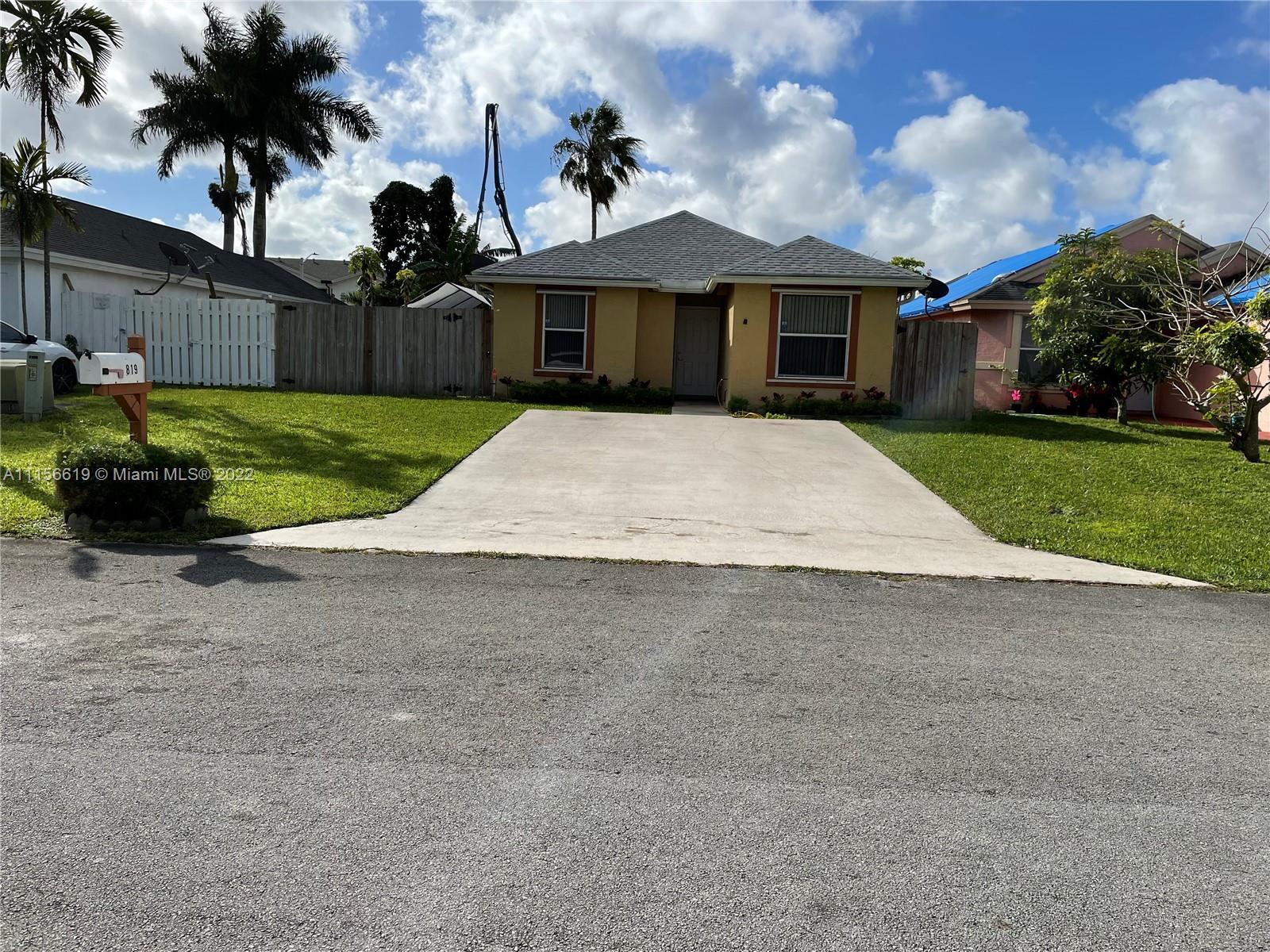 VILLAS OF PALM BAY - Residential