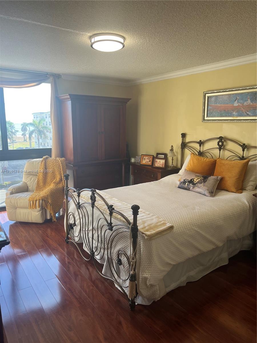 ALLINGTON TOWERS NORTH CO - Residential