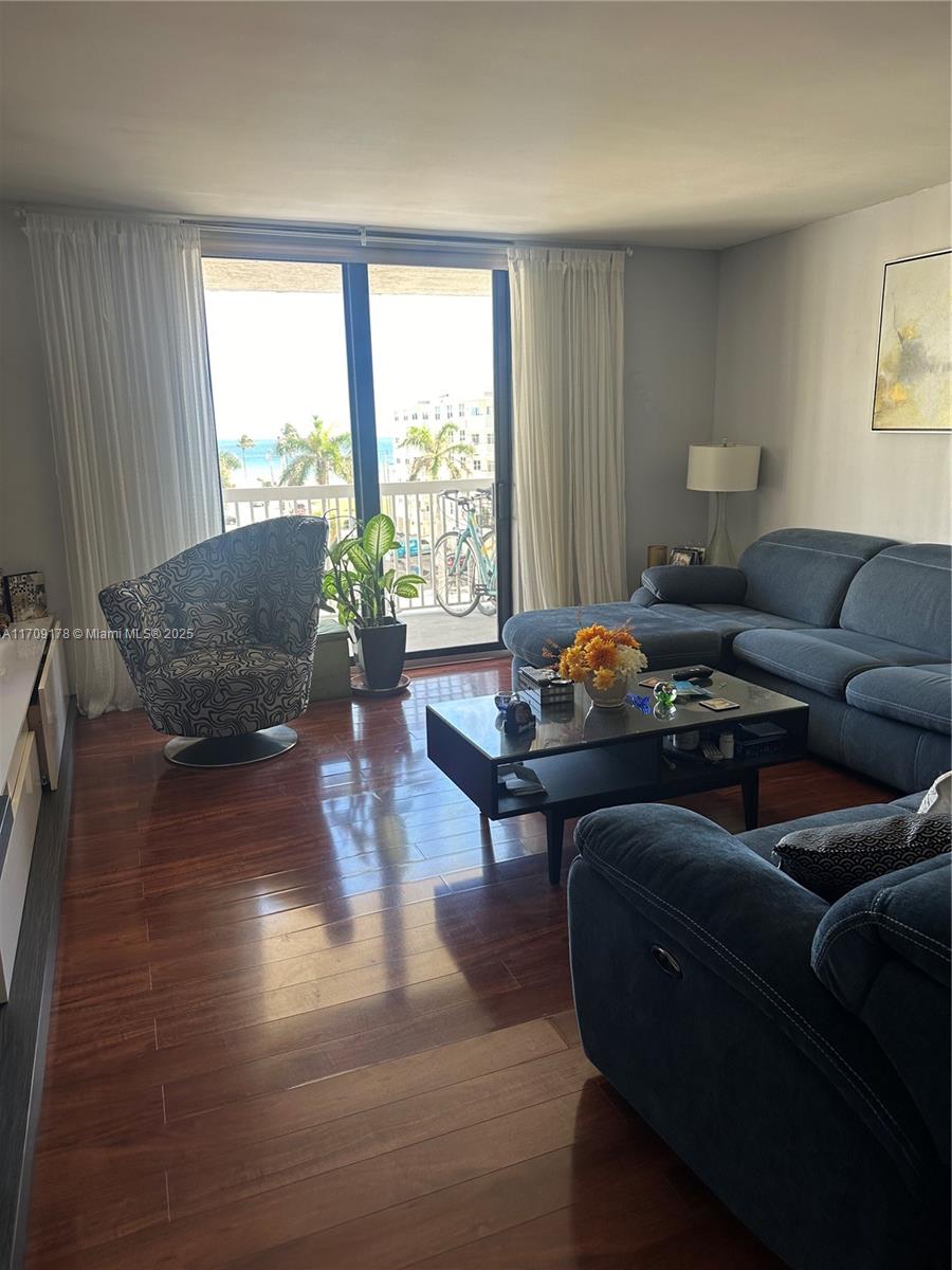 ALLINGTON TOWERS NORTH CO - Residential