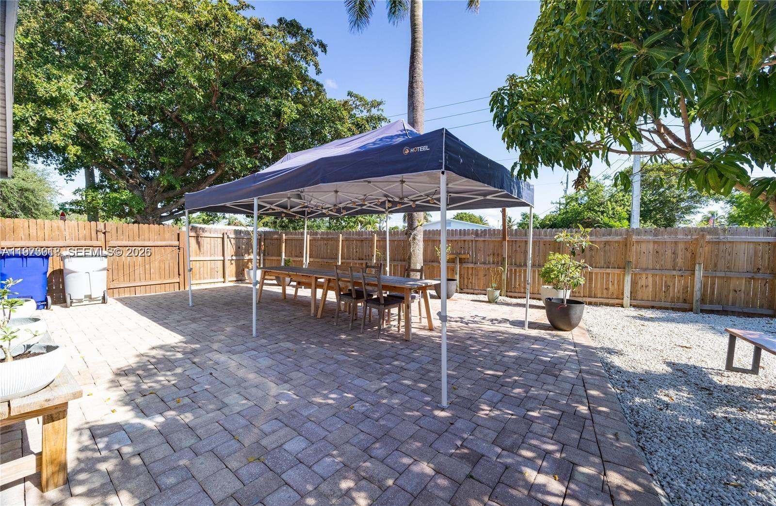 CRESTHAVEN NO 5 - Residential