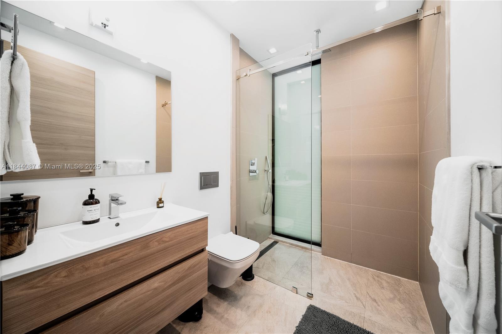 HOLLEMAN PARK - Residential