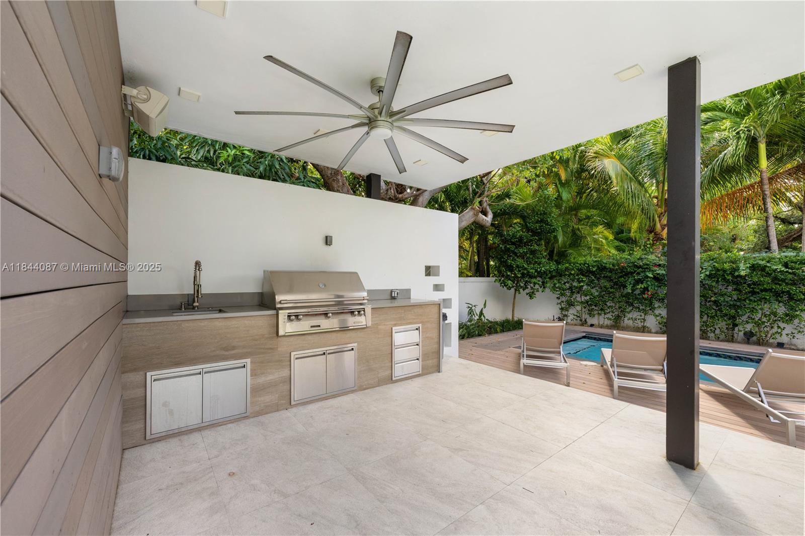 HOLLEMAN PARK - Residential