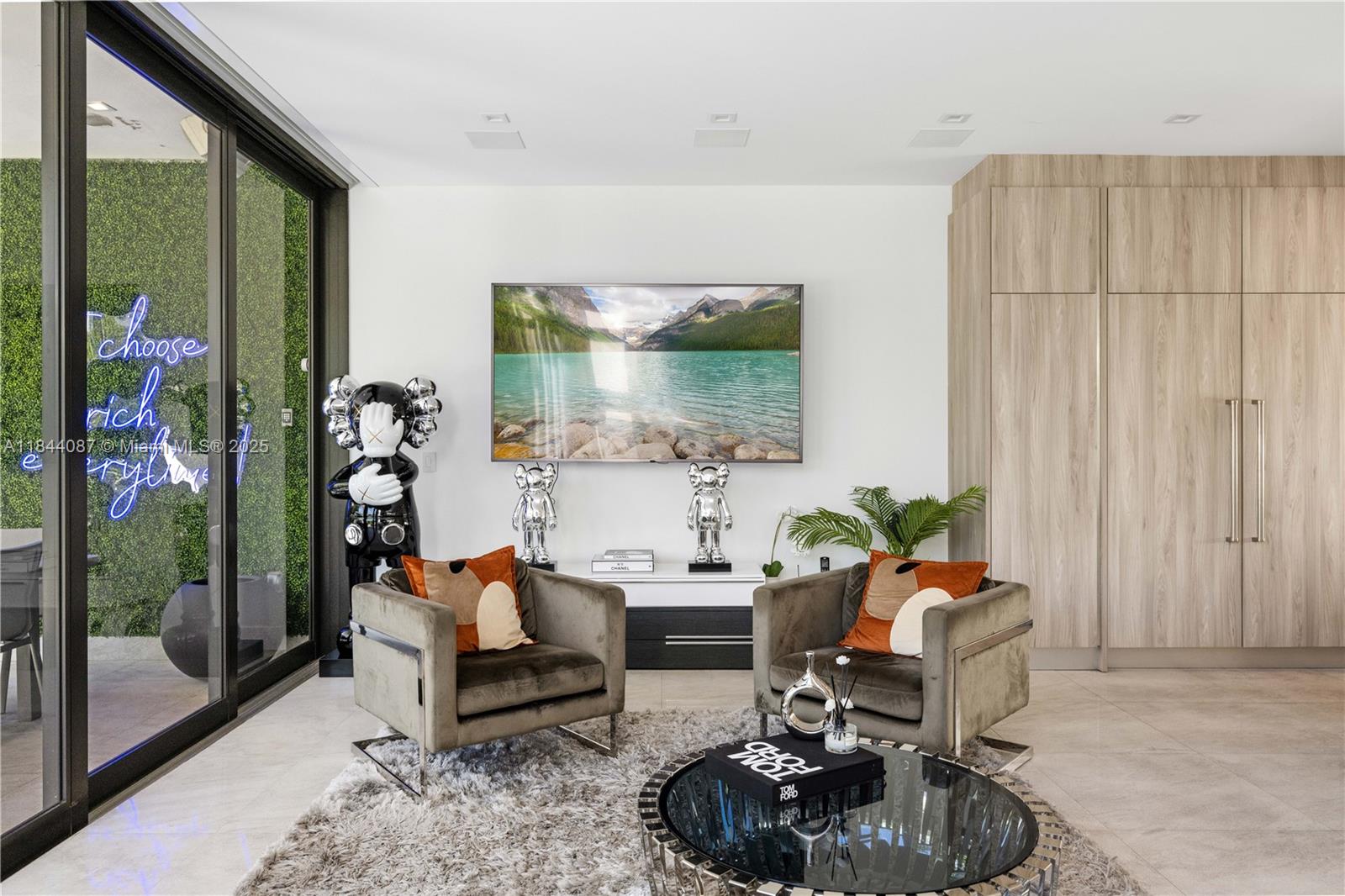 HOLLEMAN PARK - Residential