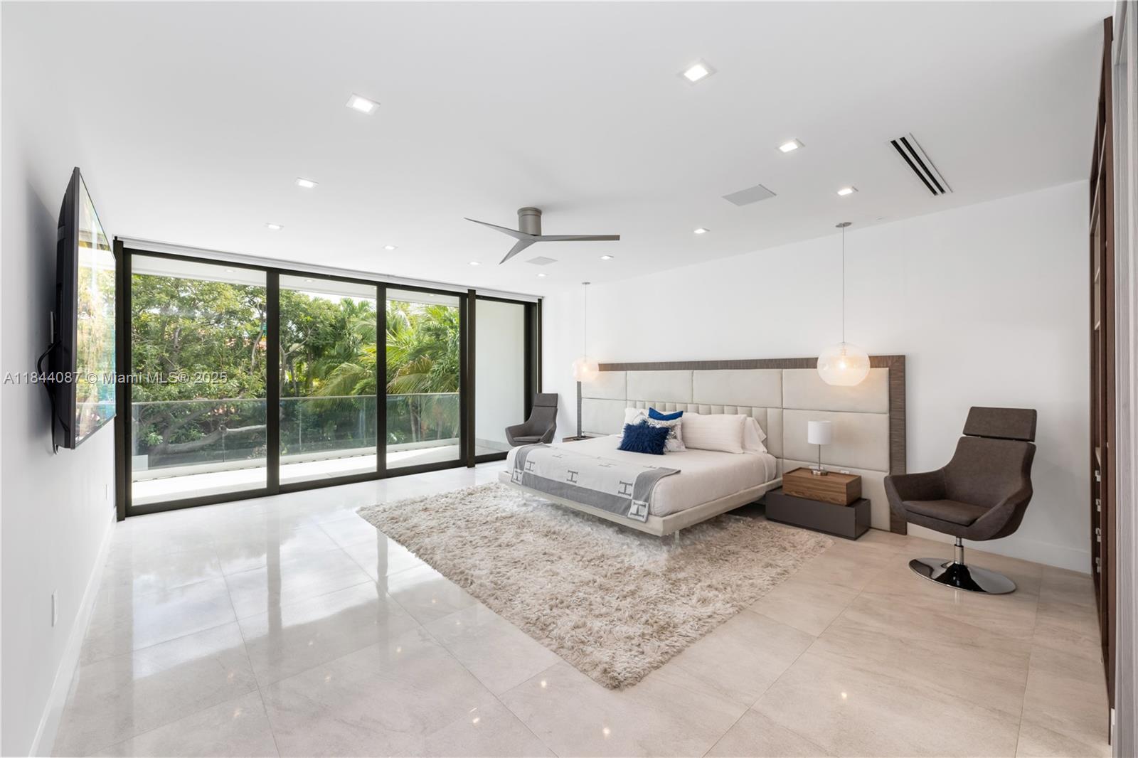 HOLLEMAN PARK - Residential