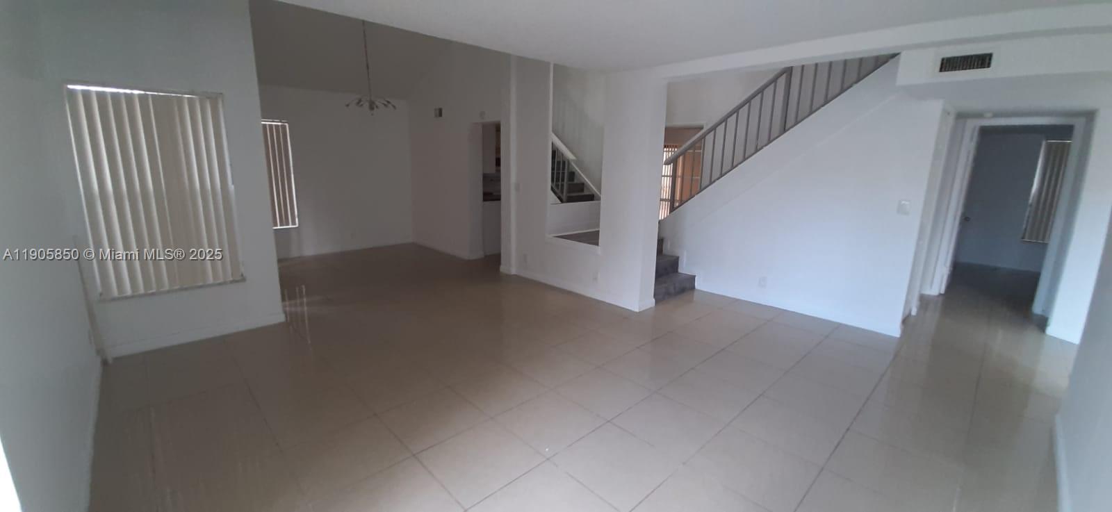 LIVE OAK OF THE HAMMOCKS - Residential Lease