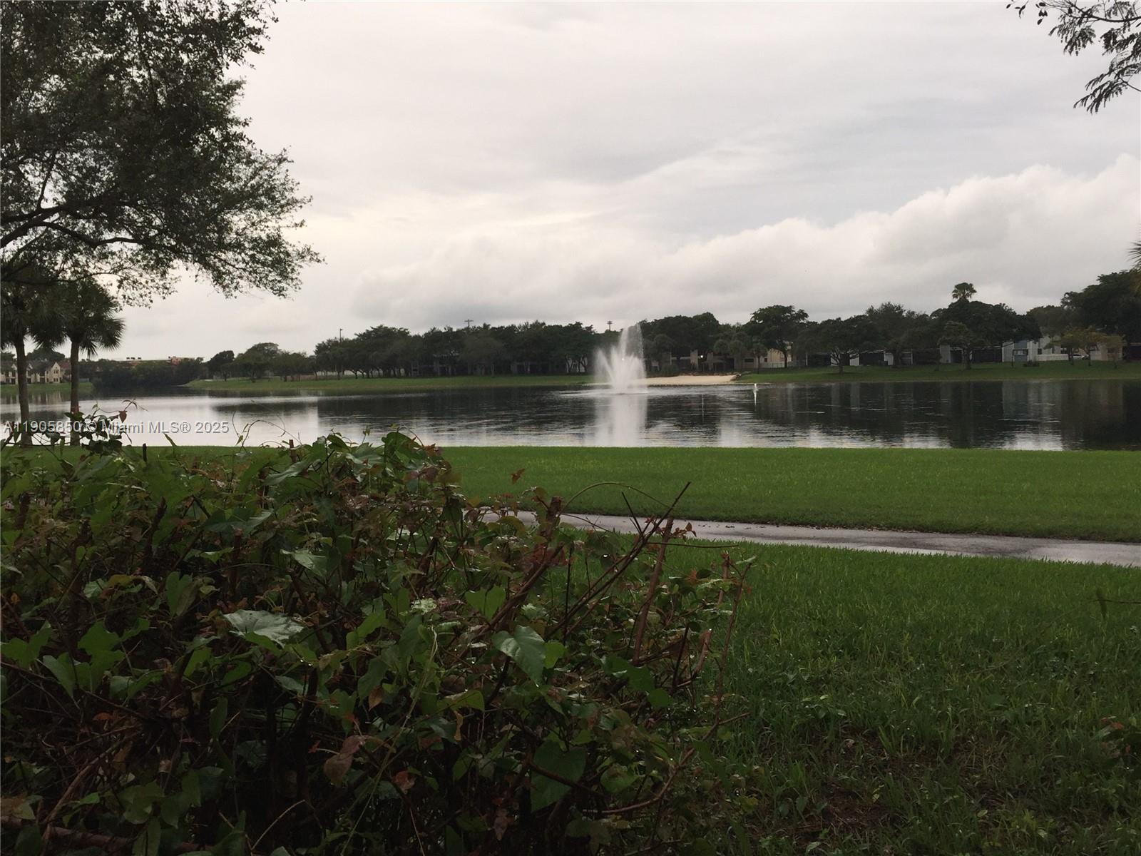 LIVE OAK OF THE HAMMOCKS - Residential Lease