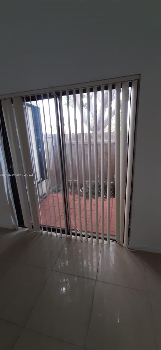 LIVE OAK OF THE HAMMOCKS - Residential Lease