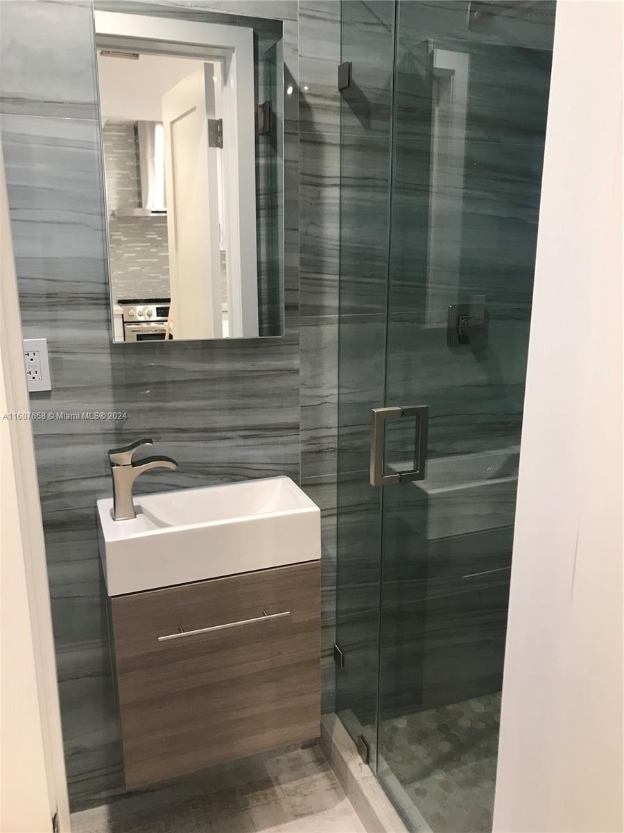 KAWAMA YACHT CLUB - Residential