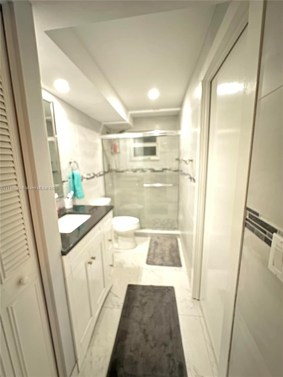 LEISURE GARDENS CONDO - Residential Lease