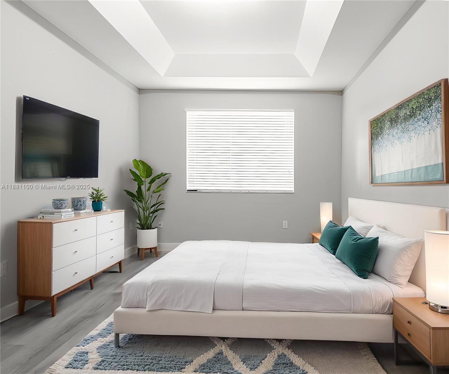 ISLANDS AT DORAL 1ST ADDN - Residential