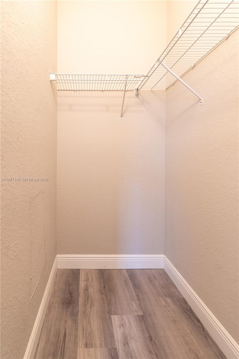 ISLANDS AT DORAL 1ST ADDN - Residential