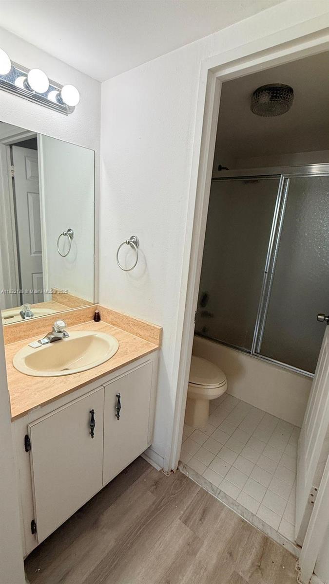 OLYMPUS CONDO PHASE - Residential Lease