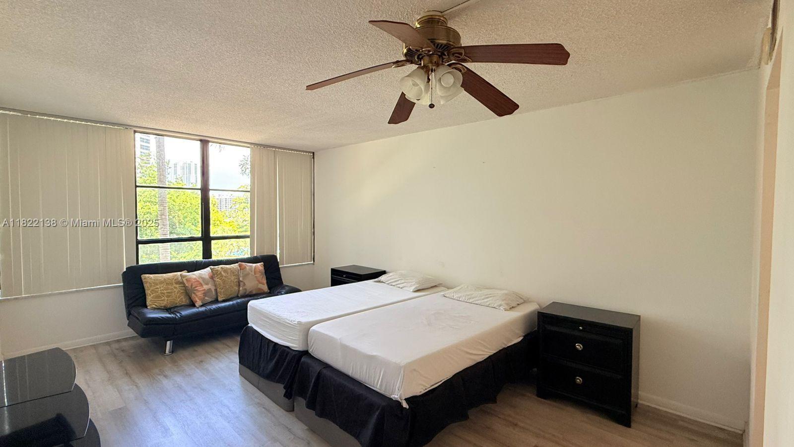 OLYMPUS CONDO PHASE - Residential Lease