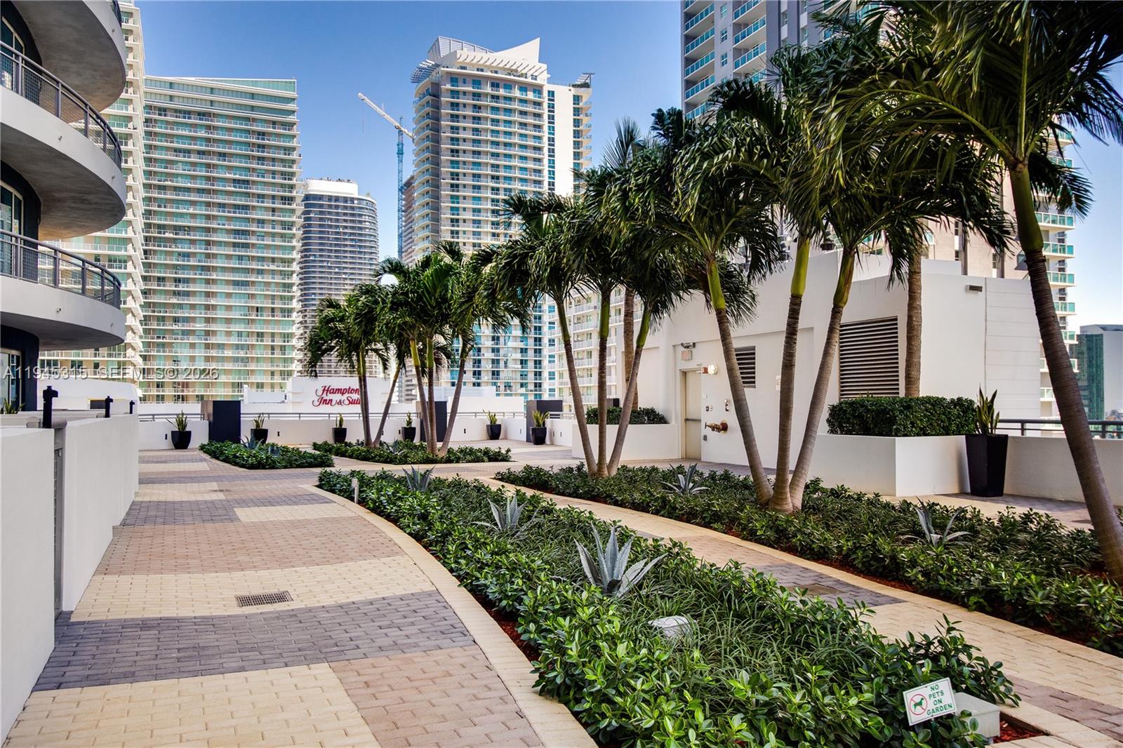 Infinity on Brickell - Residential