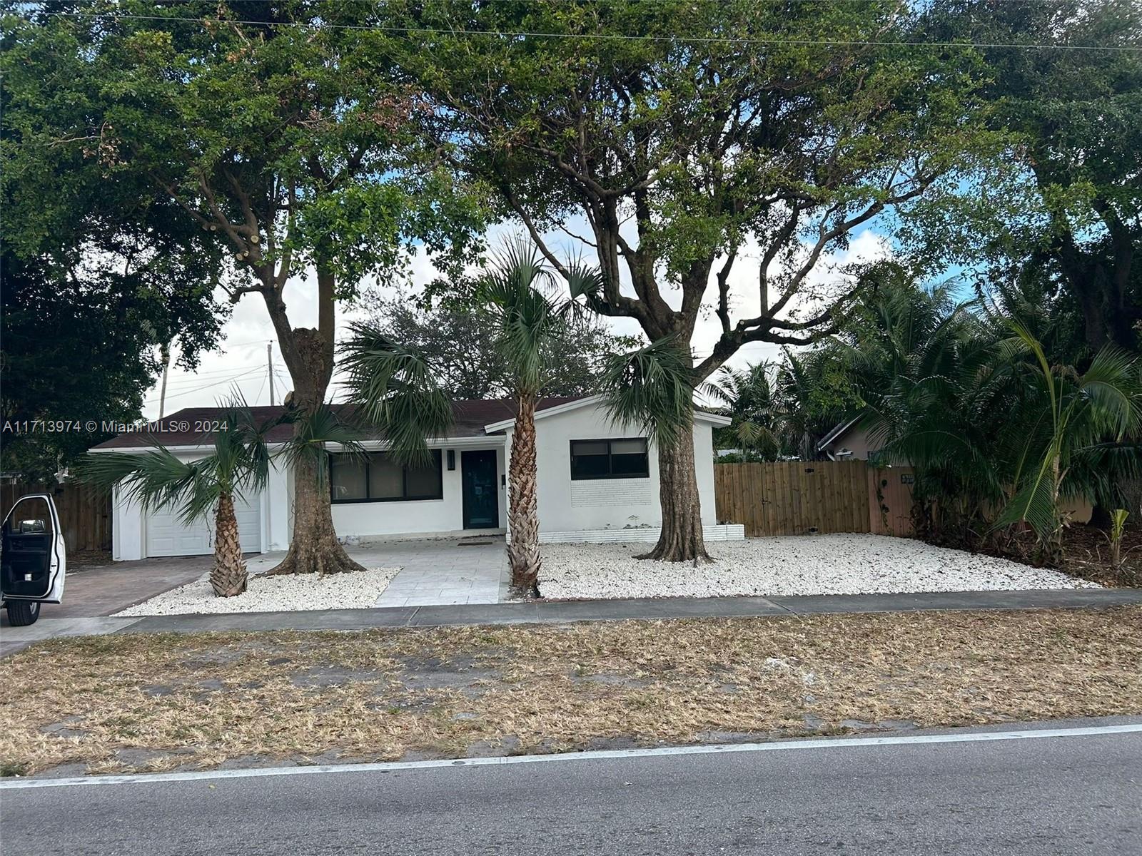 Property for Sale at 3193 Taft St, Hollywood, Broward County, Florida - Bedrooms: 4 
Bathrooms: 2  - $690,000