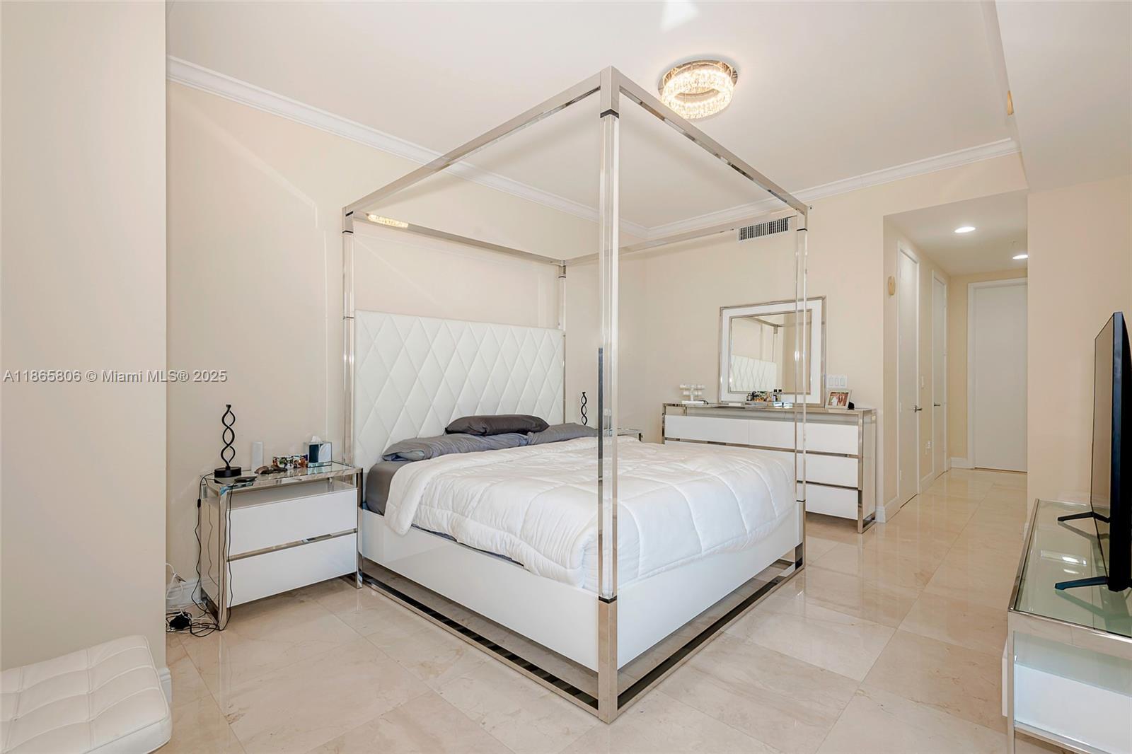 TRUMP PALACE CONDO - Residential