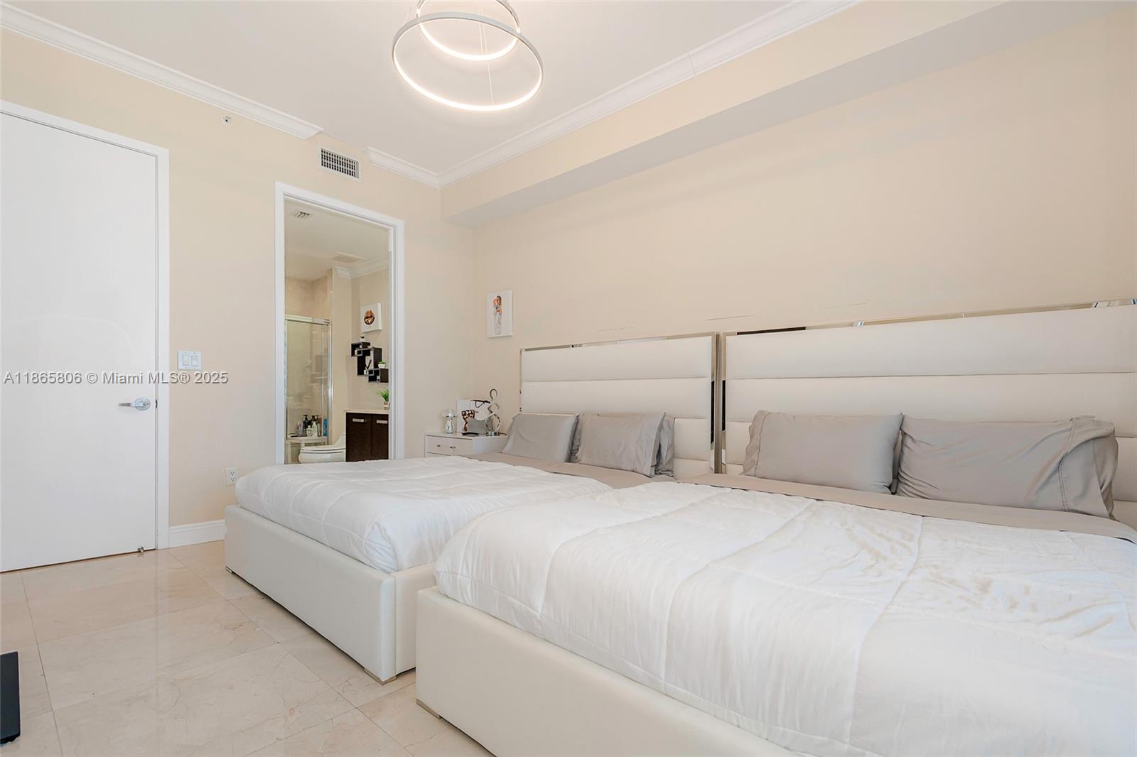 TRUMP PALACE CONDO - Residential