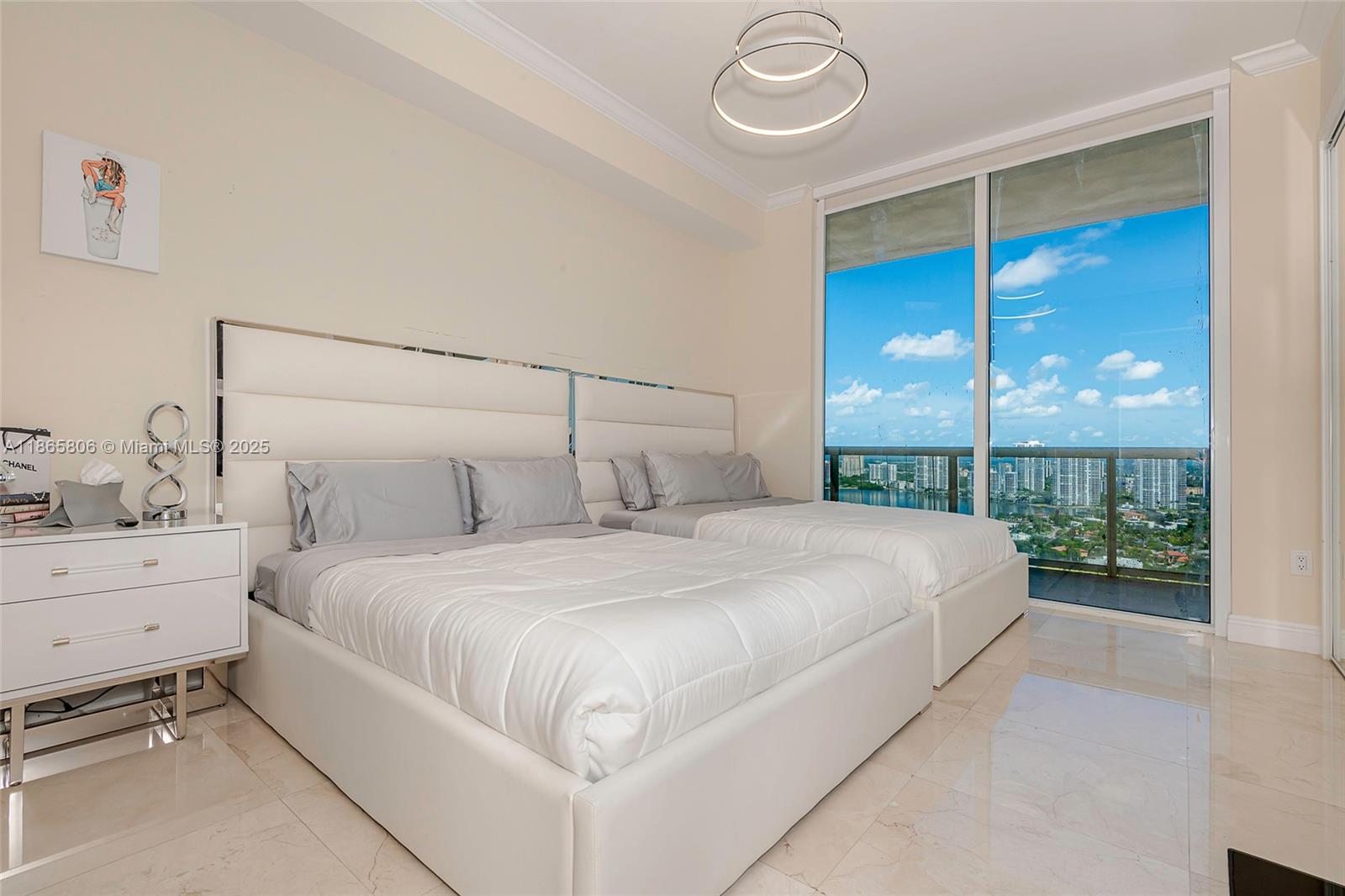 TRUMP PALACE CONDO - Residential